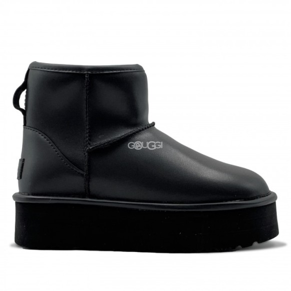 Ugg Classic Mini Platform Boot - Ultra Matte Black