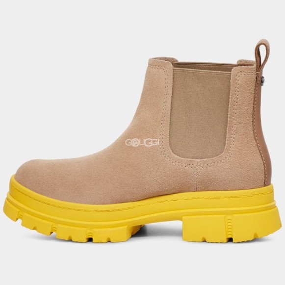 UGG Ashton Chelsea Suede Sand