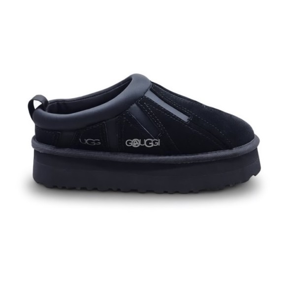 Ugg Classic Slipons Black